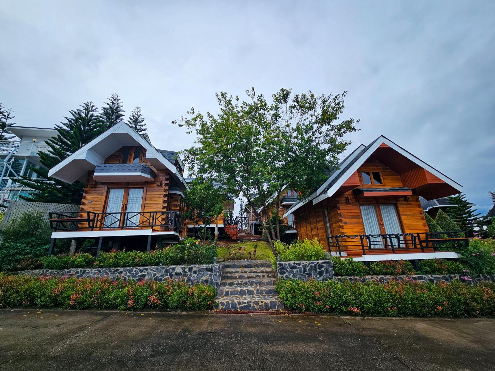 My Log Home Resort Ban Huai Phai Exterior foto